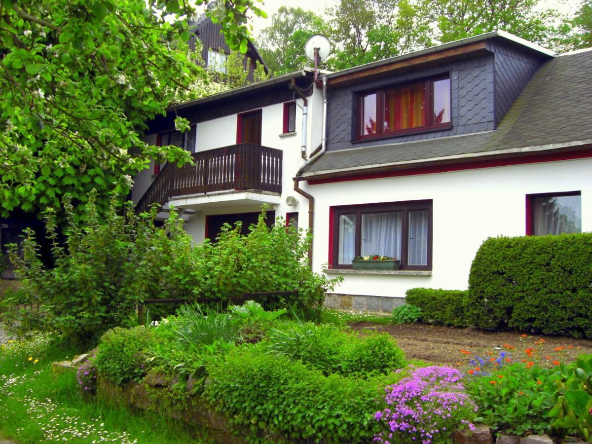 Pension Haensel Ehrenberg  Buitenkant foto